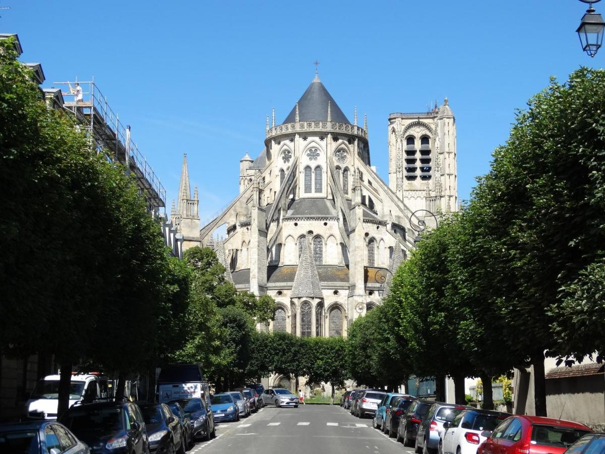 Appartementy Coco Mango Bourges Exterior photo